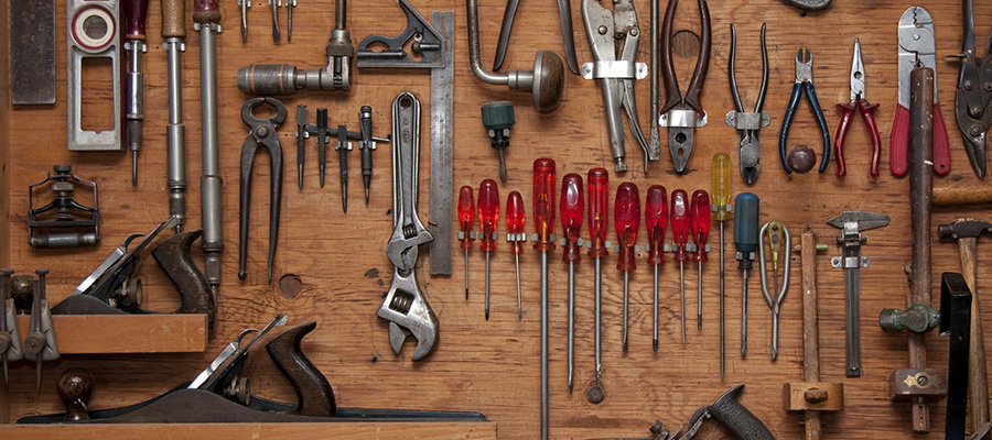 4 Seasonal Storage Tips for Garage Tools